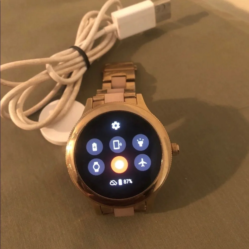 Gently used Samsung Galaxy Note 8 (Verizon)-64GB & Fossil Q Venture Smartwatch.